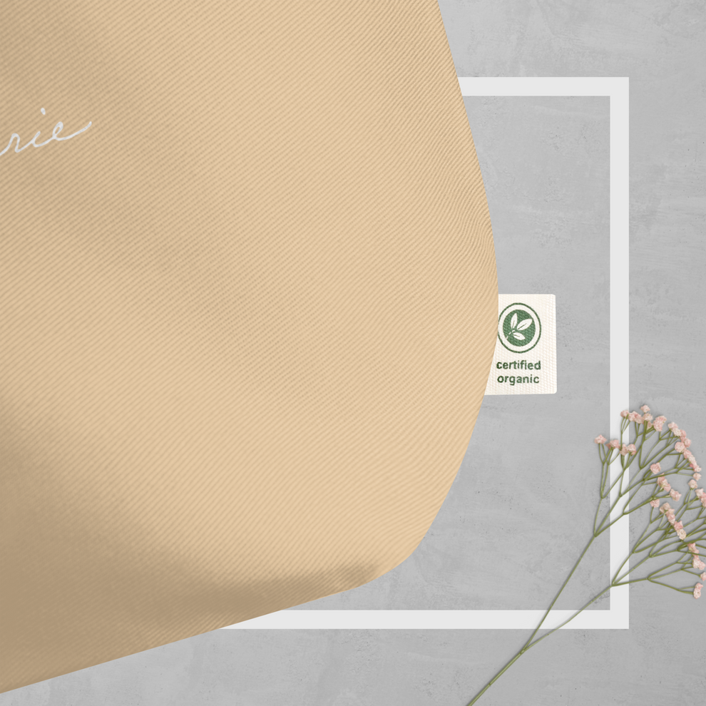 Certified organic tag on beige shopper