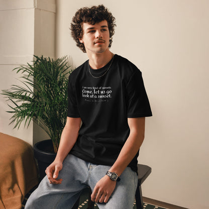 Antoine de Saint-Exupéry || Organic T-shirt w/ quote "Very fond of sunsets"